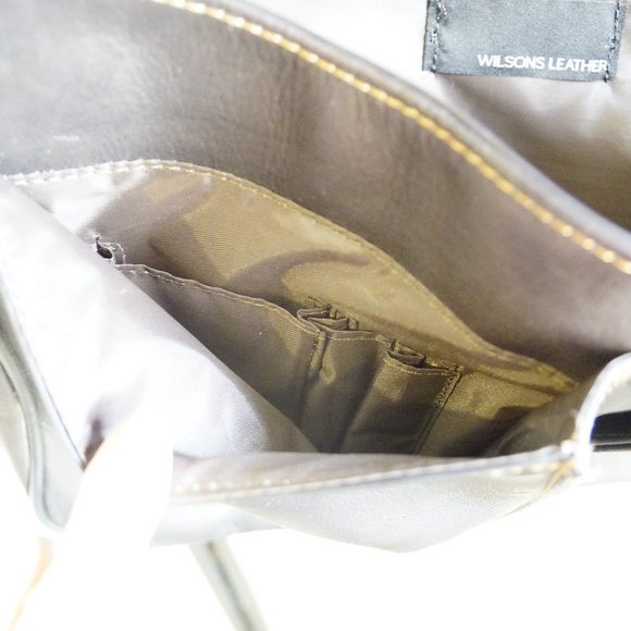 WILSON LEATHER Crossbody Messenger Bag Tablet Case - Picture 8 of 8